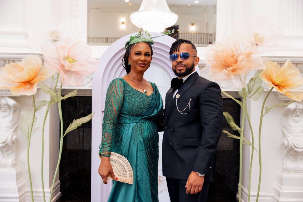 A groom and his mother